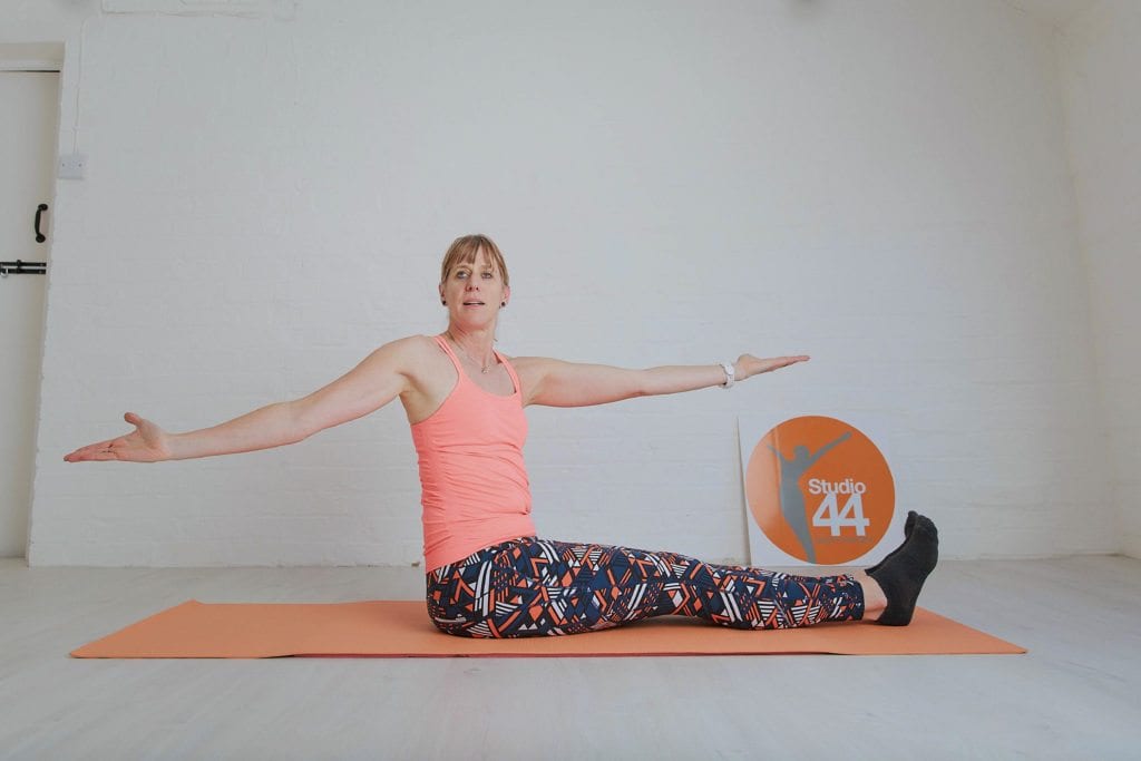 10 minute pilates online spine twist 10 minute pilates online spine twist